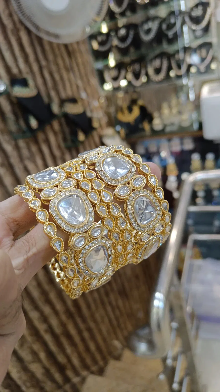 Diamond Chudlo Kundan Jartar Bangles Set Wholesale Online
